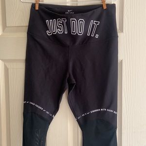 Nike Dri Fit Mesh Legging